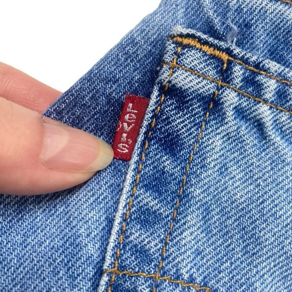Vintage Levi’s 550 Cut-Offs Denim Shorts Frayed Hem Distressed Blue Sz 10 - Picture 4 of 14